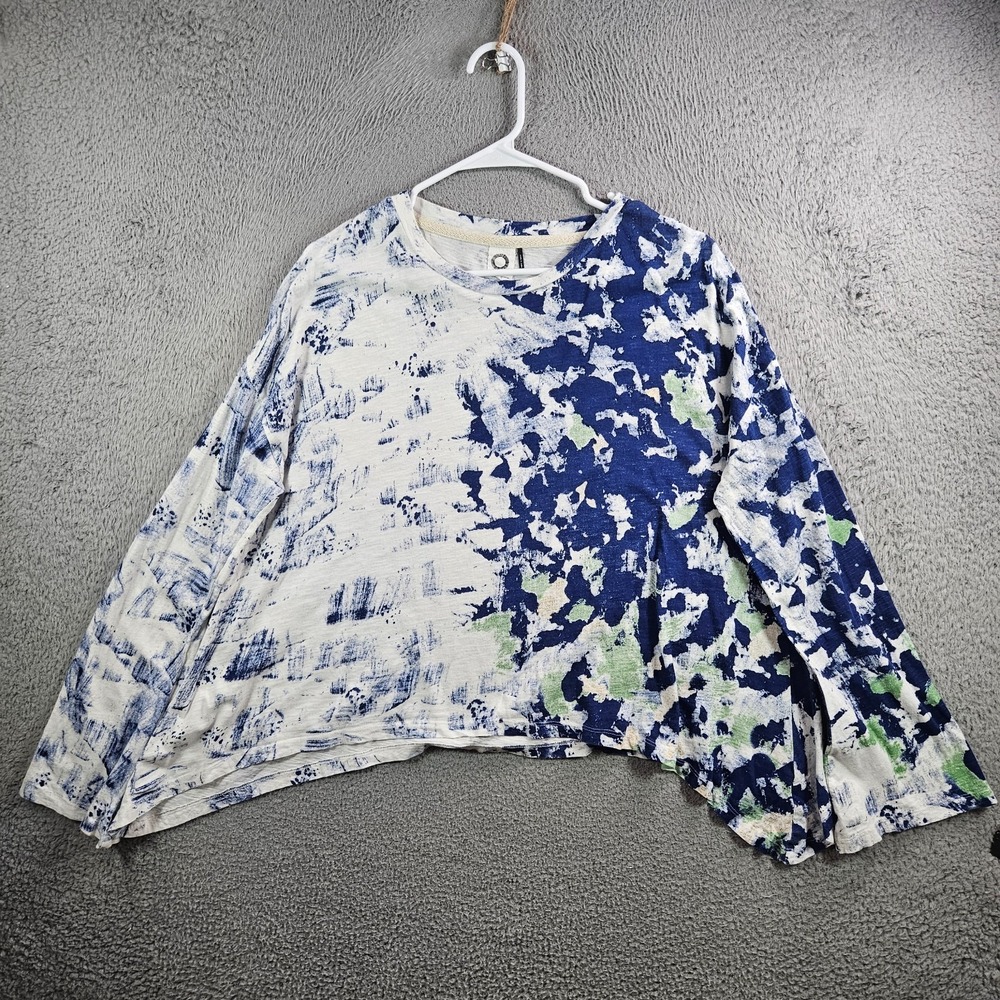Akemi + Kin Tee Top Women‎ Medium Pullover Abstract Print Bell Leave White Blue